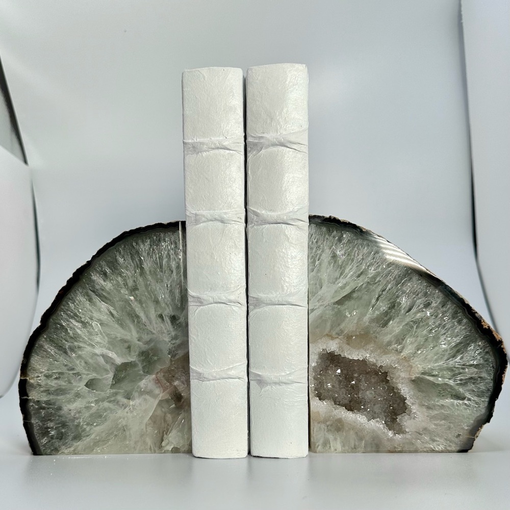 Crystal Bookends, Agate, Geode Center, White, Gray, Cream Layers (10+ lbs.) - Picture 8 of 14